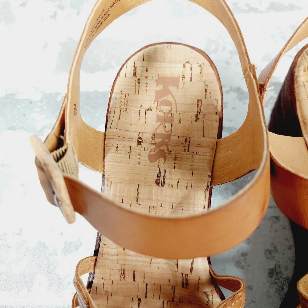 New KORKS Marley Tan Strappy Wedge Sandal H330 - Picture 9 of 11